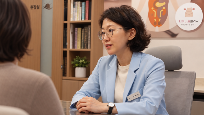 경추성 현훈 상담, 진료실에서 어지럼 양상을 문진하는 장면